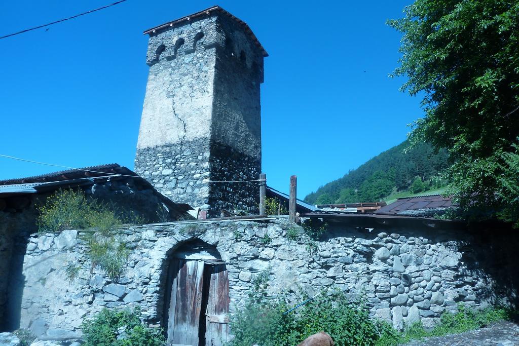 Guest House Chuta In Lagami Mestia Exterior foto